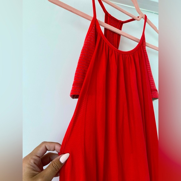 Lululemon No Limits Racer Back Tank - Picture 4 of 8